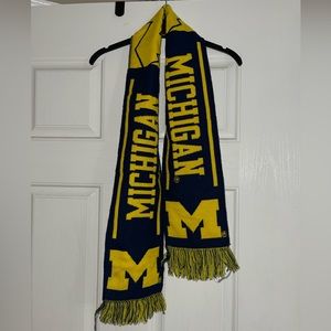 Michigan wolverines scarf